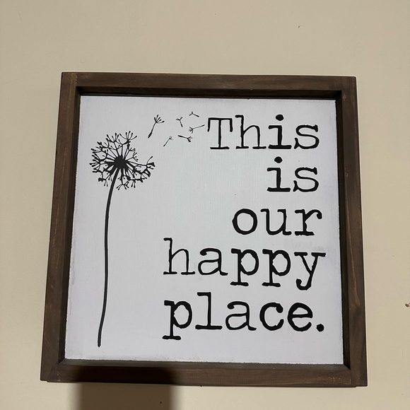 NWOT WOODEN DECOR PLAQUE “This is our happy place.” - Picture 2 of 7